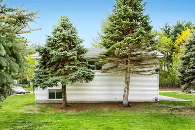 711 Cope Avenue W, Roseville, MN 55113 - Photo 26