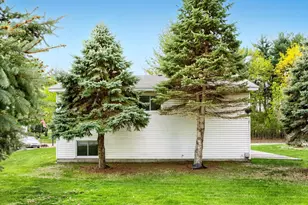 711 Cope Ave W, Roseville, MN 55113 - Photo 26