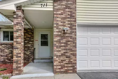 711 Cope Avenue W, Roseville, MN 55113 - Photo 30