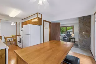 1310 Oak St W, Stillwater, MN 55082 - Photo 20