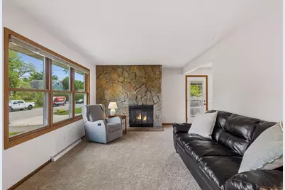 1310 Oak Street W, Stillwater, MN 55082 - Photo 6