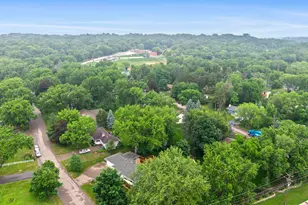 5117 Prescott Dr, Minnetonka, MN 55345 - Photo 2