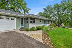 5117 Prescott Dr, Minnetonka, MN 55345 - Photo 14