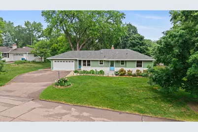 5117 Prescott Drive, Minnetonka, MN 55345 - Photo 10