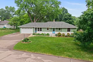 5117 Prescott Dr, Minnetonka, MN 55345 - Photo 10