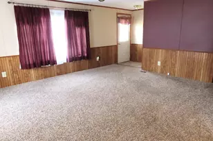 911 Hamilton Ave NE, Red Lake Falls, MN 56750 - Photo 12