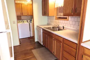 911 Hamilton Ave NE, Red Lake Falls, MN 56750 - Photo 8