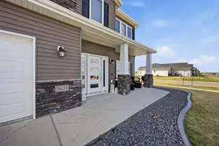 5651 43rd St S, Fargo, ND 58104 - Photo 6