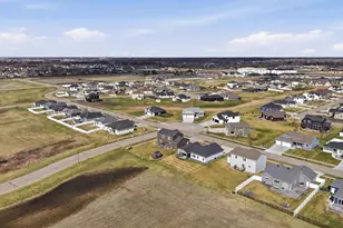 5651 43rd St S, Fargo, ND 58104 - Photo 42