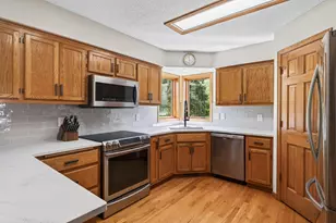 17134 Jonathan Ct, Lakeville, MN 55044 - Photo 12