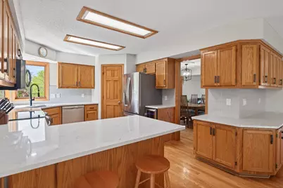 17134 Jonathan Court, Lakeville, MN 55044 - Photo 10