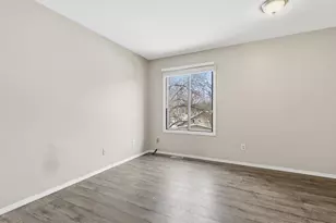 2115 Marquis Rd, Golden Valley, MN 55427 - Photo 26
