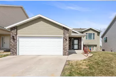 6089 55th Avenue S, Fargo, ND 58104 - Photo 2