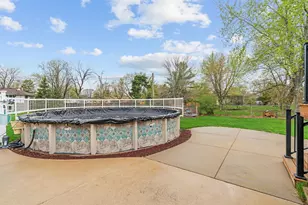 803 Newell Dr, Apple Valley, MN 55124 - Photo 44