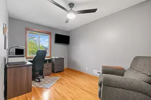 803 Newell Dr, Apple Valley, MN 55124 - Photo 22