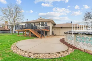 803 Newell Dr, Apple Valley, MN 55124 - Photo 48