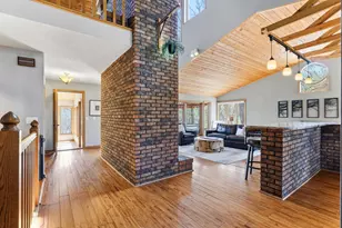 1180 Kinglet Ct, Eagan, MN 55123 - Photo 12