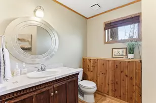 1180 Kinglet Ct, Eagan, MN 55123 - Photo 32