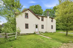 900 & 902 N Hamilton St, Saint Croix Falls, WI 54024 - Photo 2