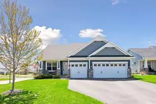 1418 Nutmeg Cir, Carver, MN 55315 - Photo 32