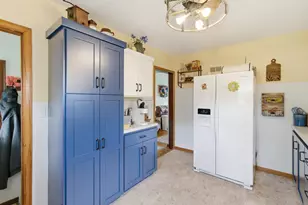 216 7th Ave SE, Waseca, MN 56093 - Photo 8
