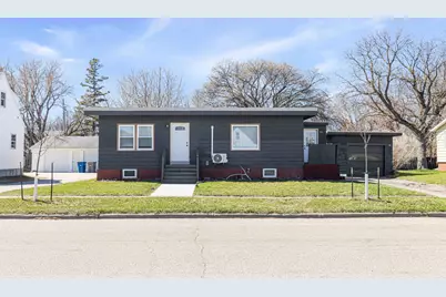 713 13th Street N, Moorhead, MN 56560 - Photo 1