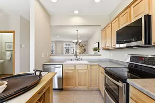 1718 Riverside Dr, Shakopee, MN 55379 - Photo 12
