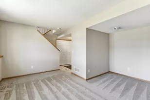 1718 Riverside Dr, Shakopee, MN 55379 - Photo 30