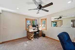 1003 13th Ave SW, Austin, MN 55912 - Photo 10