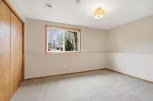 6560 49th St N, Oakdale, MN 55128 - Photo 14