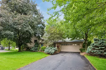 6966 Inskip Avenue S, Cottage Grove, MN 55016 - Photo 2