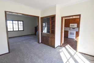 203 E Fletcher Ave, Warren, MN 56762 - Photo 16