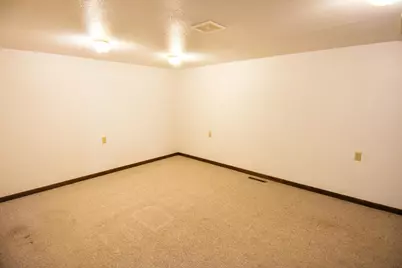 203 E Fletcher Avenue, Warren, MN 56762 - Photo 44