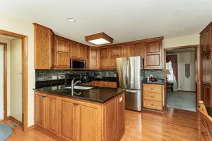 744 Jefferson Ave SW, Eyota, MN 55934 - Photo 8