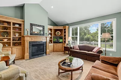 15 Hawthorne Court, North Oaks, MN 55127 - Photo 8