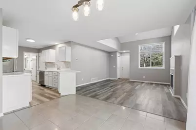 8981 Spring Lane, Woodbury, MN 55125 - Photo 12