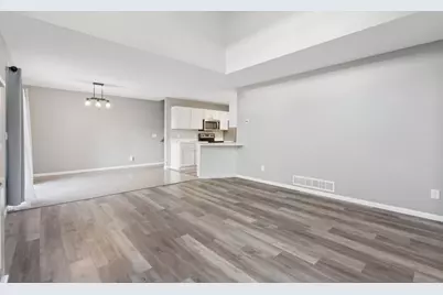 8981 Spring Lane, Woodbury, MN 55125 - Photo 6