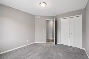 8981 Spring Ln, Woodbury, MN 55125 - Photo 24