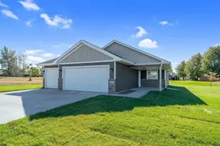 1334 E Aspen Dr, Saint Croix Falls, WI 54024 - Photo 1