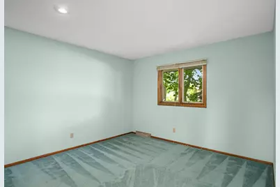 400 Cimarron Circle, Chanhassen, MN 55317 - Photo 34