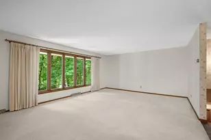 400 Cimarron Cir, Chanhassen, MN 55317 - Photo 12