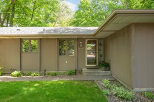 400 Cimarron Cir, Chanhassen, MN 55317 - Photo 46
