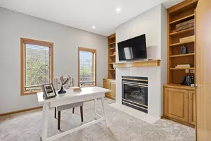 164 Bank St SE, Minneapolis, MN 55414 - Photo 20