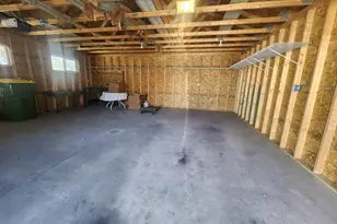 304 2nd Ave SE, Pipestone, MN 56164 - Photo 4