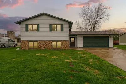 3 Saint Marks Bay, Faribault, MN 55021 - Photo 4
