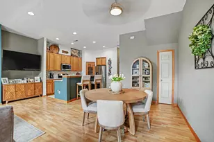 364 Valley Commons, Hudson, WI 54016 - Photo 4