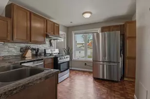 751 Minnehaha Ave W, Saint Paul, MN 55104 - Photo 8