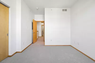 2818 Aldrich Avenue S #105, Minneapolis, MN 55408 - Photo 48