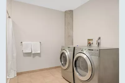 212 N 1st Street #202, Minneapolis, MN 55401 - Photo 10