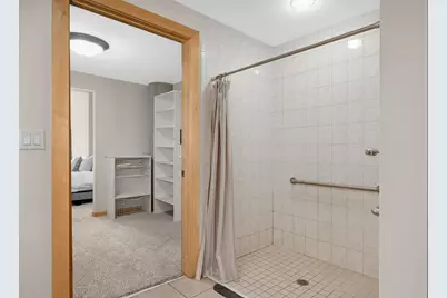 212 N 1st Street #202, Minneapolis, MN 55401 - Photo 26